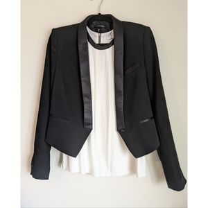 ❇️NWOT❇️ VS Black Blazer